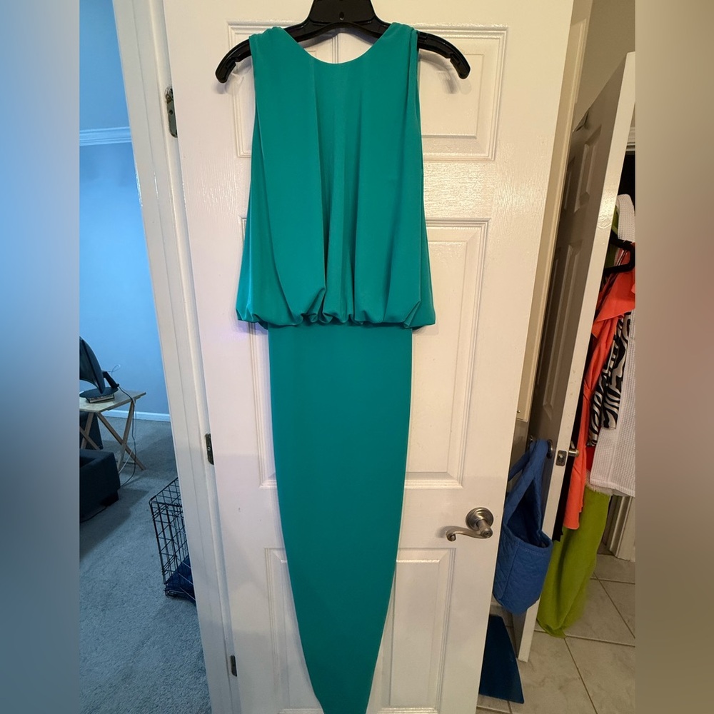 Elegant Teal Maxi Dress